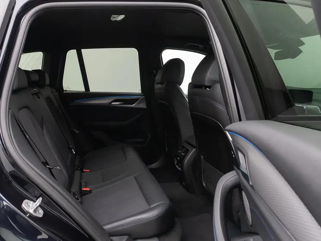 BMW X3 - Thumbnail 26