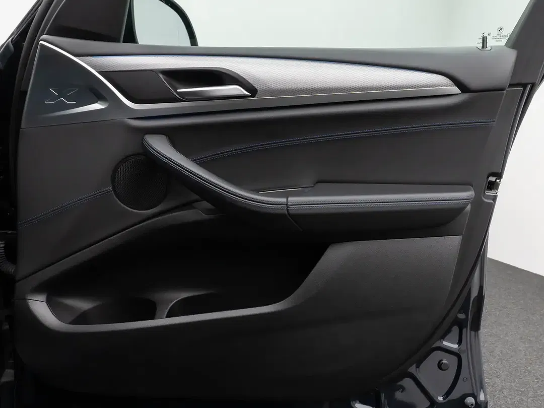 BMW X3 - Thumbnail 30
