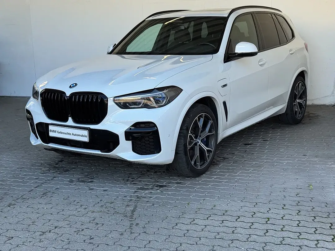 BMW X5 - Thumbnail 2
