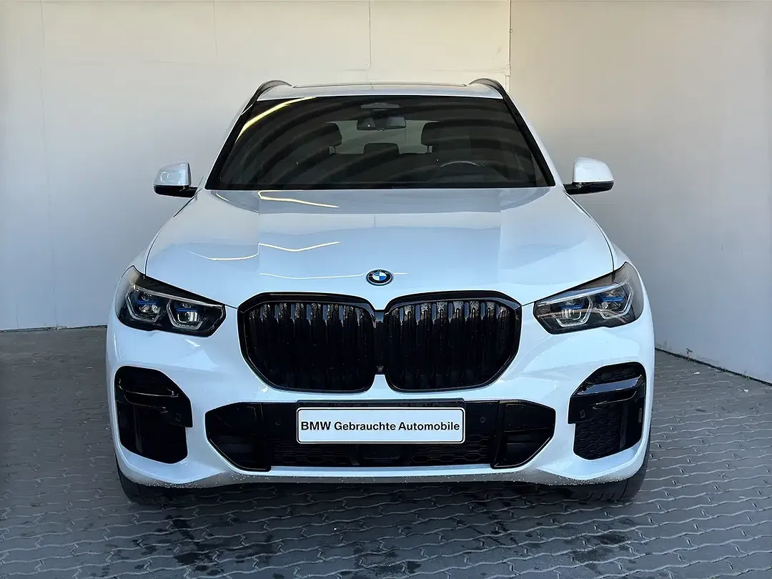 BMW X5 - Thumbnail 3