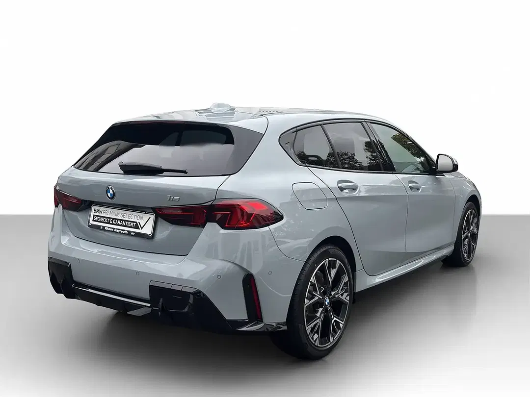 BMW 116 - Thumbnail 4