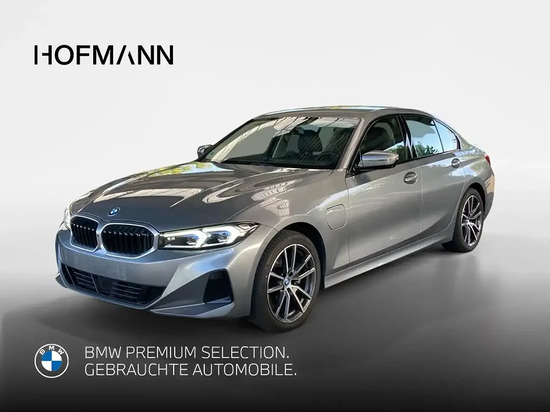 BMW 330 - Afbeelding 1