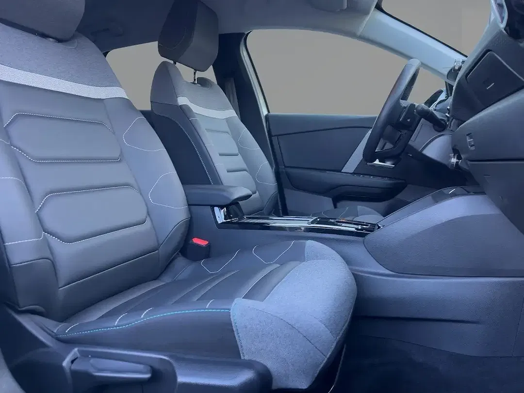 Citroen C4 - Thumbnail 10