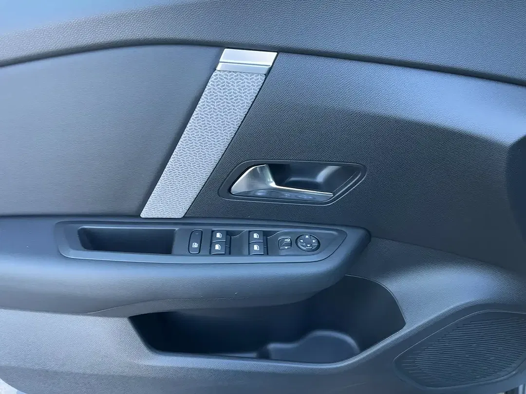 Citroen C4 - Thumbnail 14