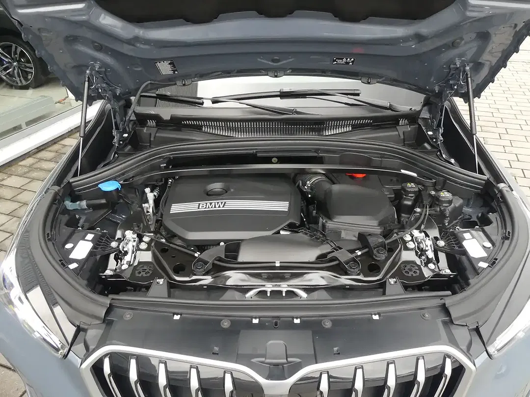 BMW X1 - Thumbnail 6