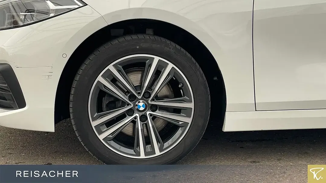 BMW 118 - Thumbnail 3