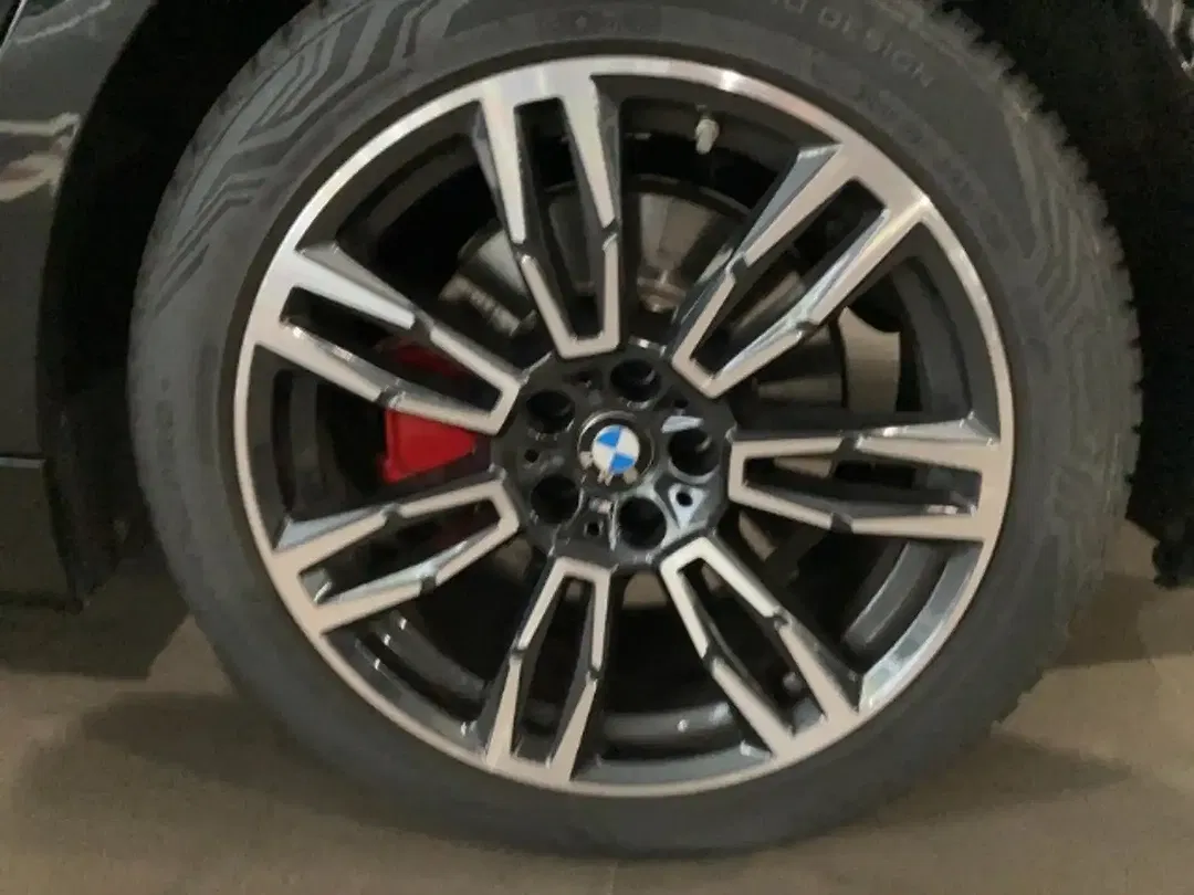 BMW 520 - Thumbnail 13