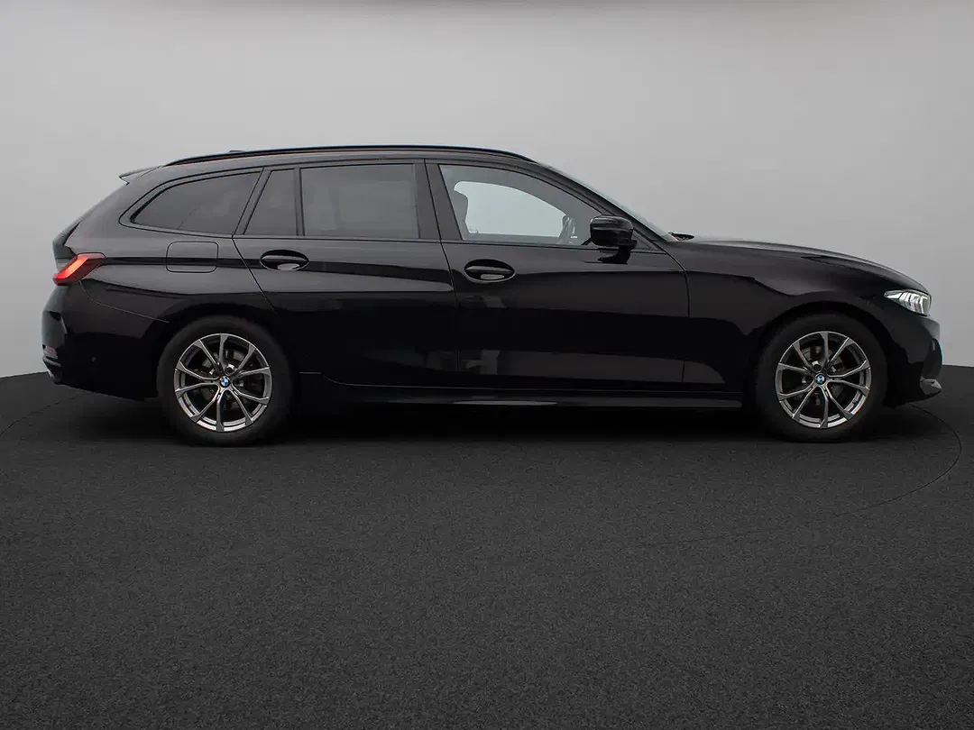 BMW 320 - Thumbnail 5