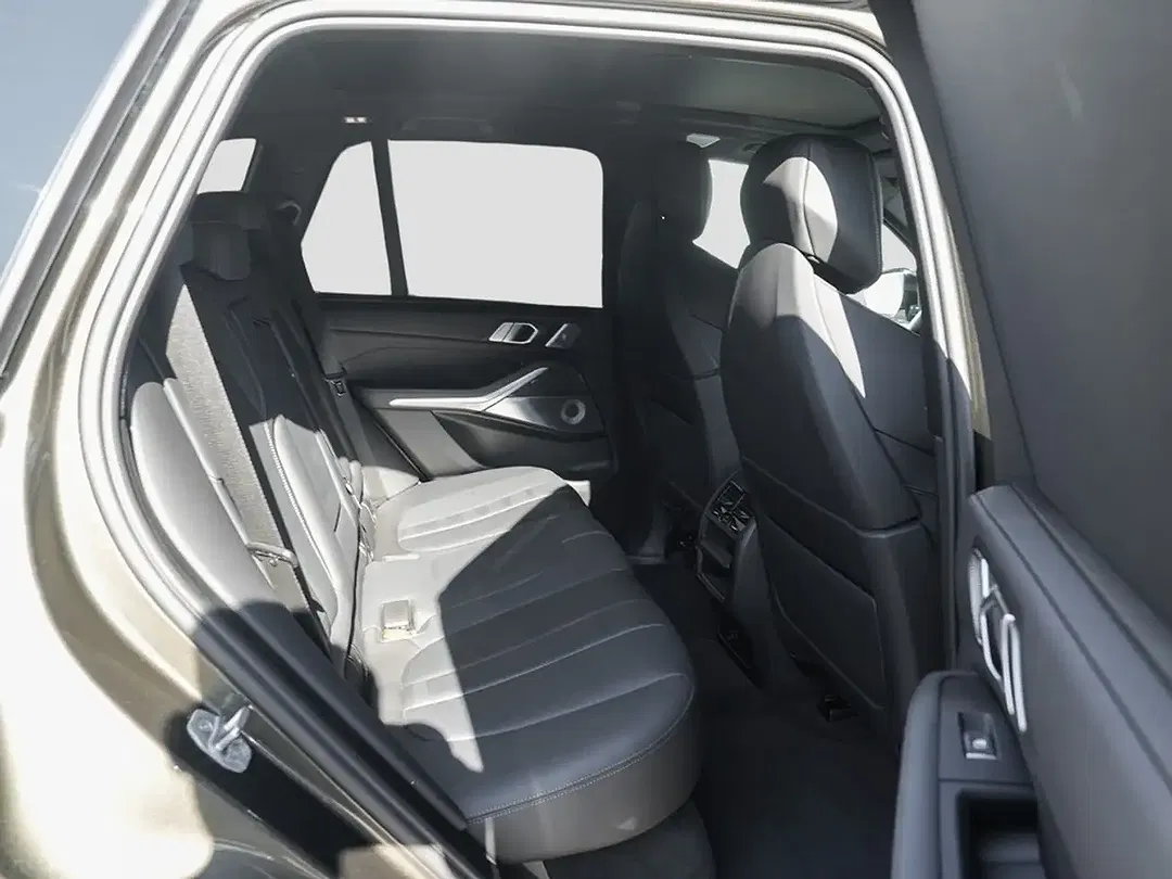 BMW X5 - Thumbnail 9