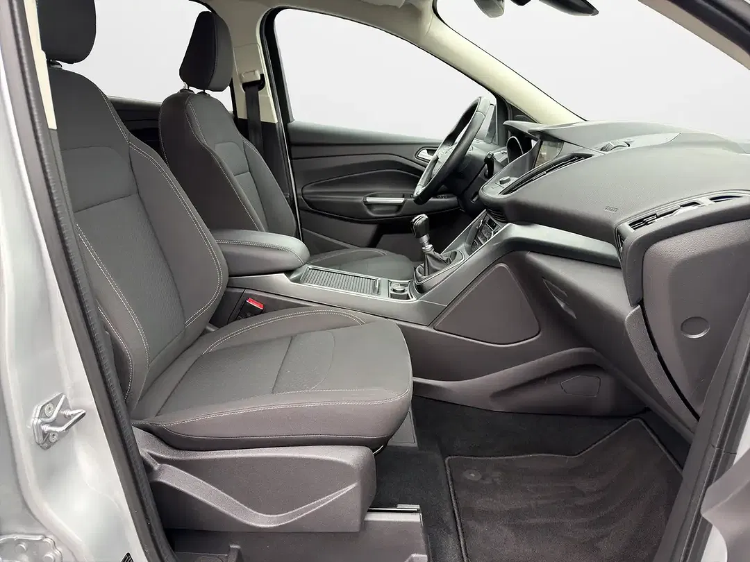Ford Kuga - Thumbnail 13