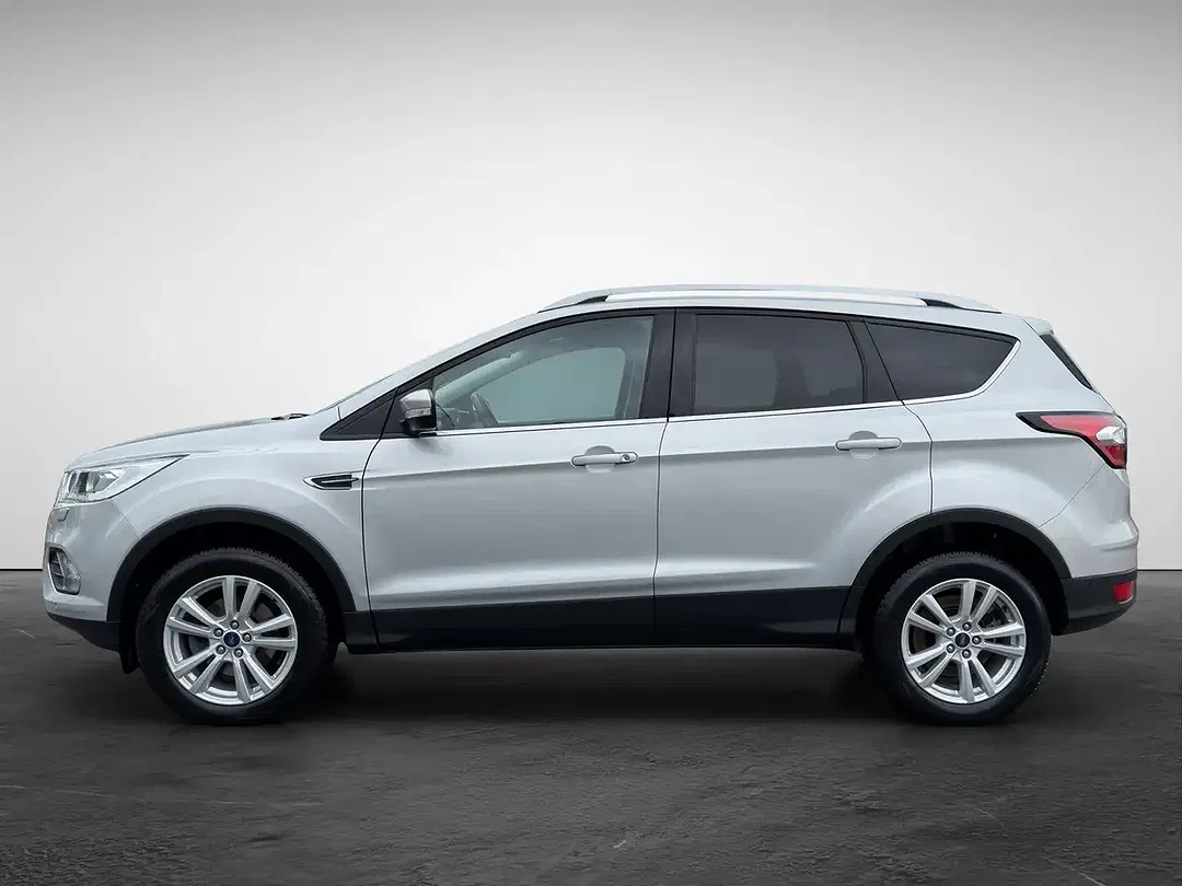 Ford Kuga - Thumbnail 3