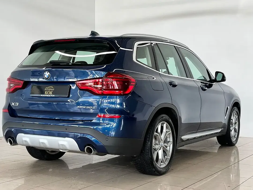 BMW X3 - Thumbnail 6