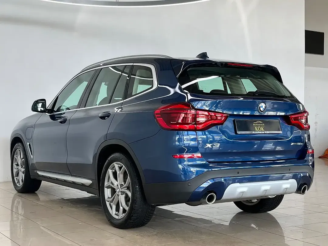 BMW X3 - Thumbnail 8