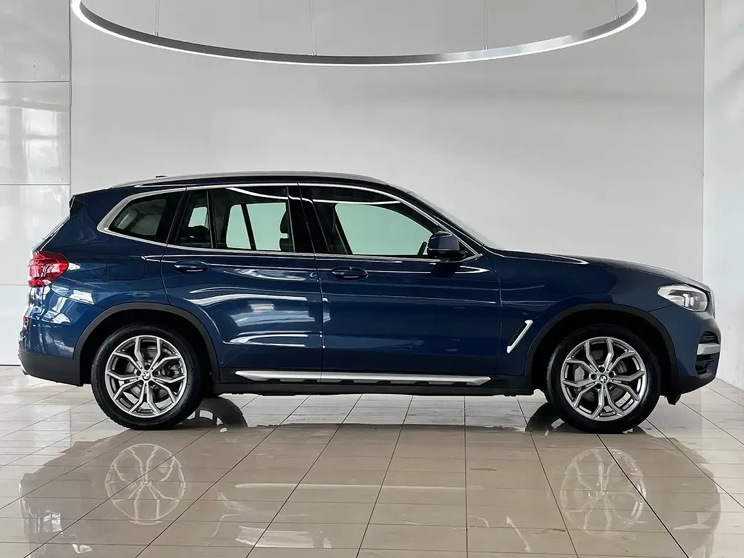BMW X3 - Thumbnail 9