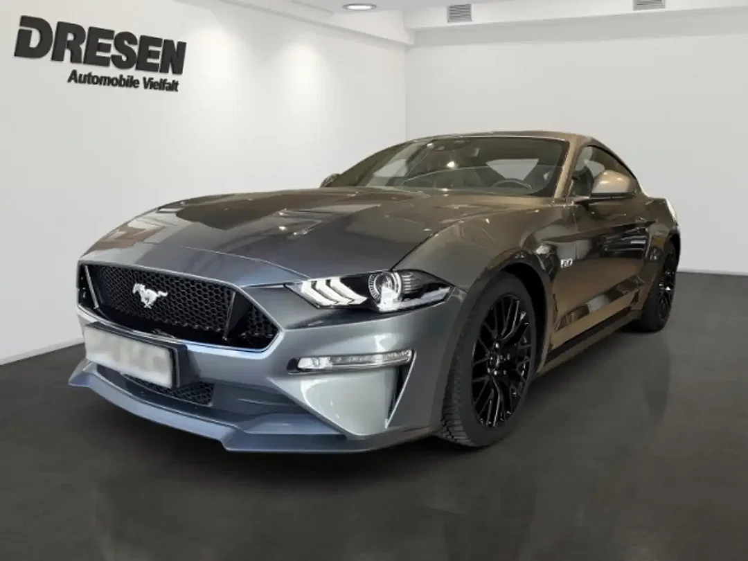 Ford Mustang - Afbeelding 1