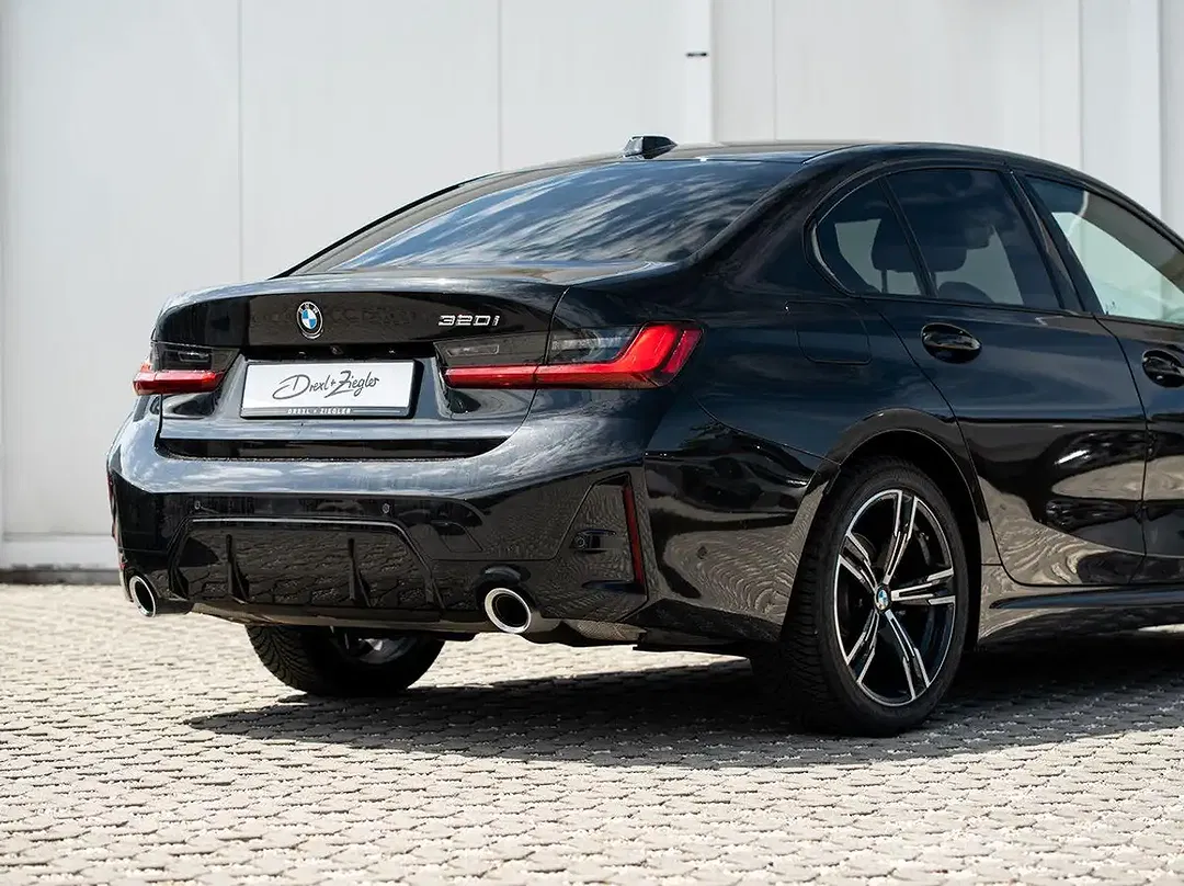 BMW 320 - Thumbnail 8