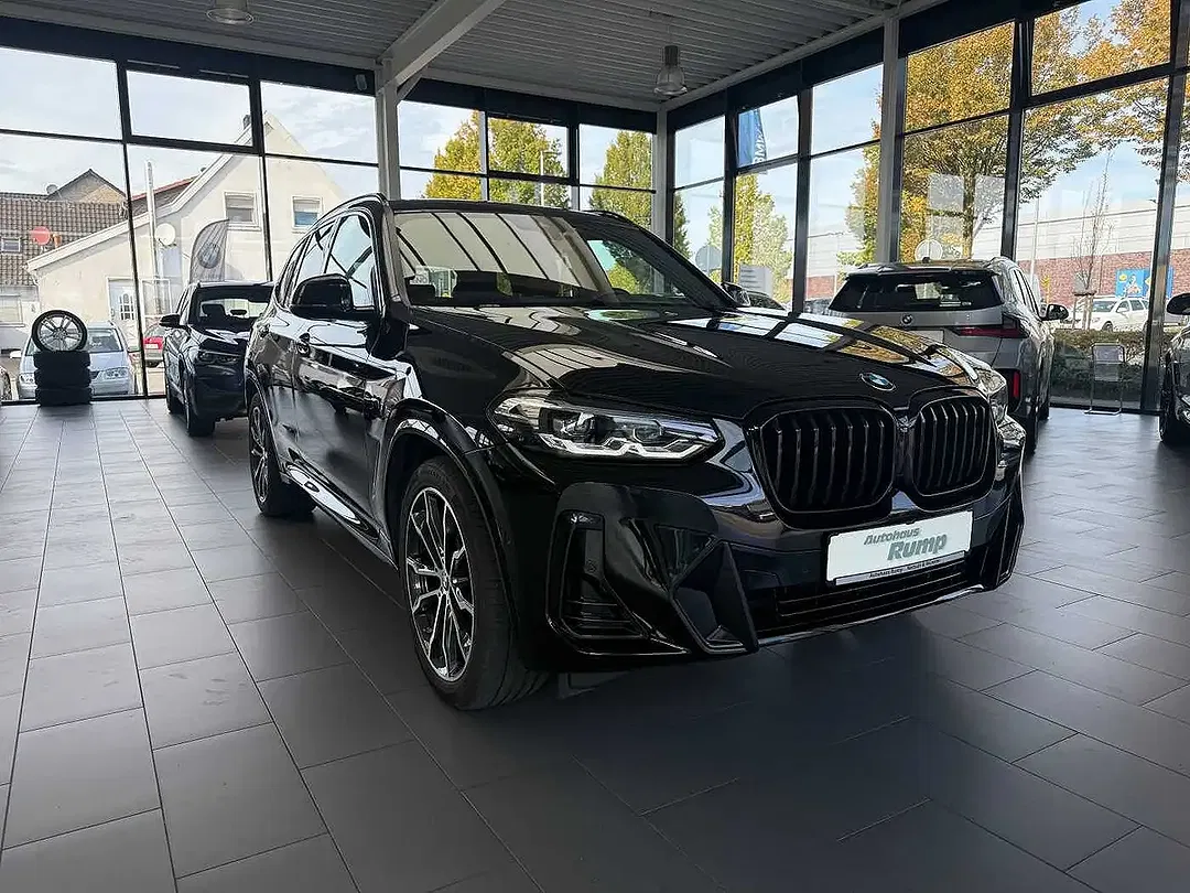 BMW X3 - Thumbnail 3