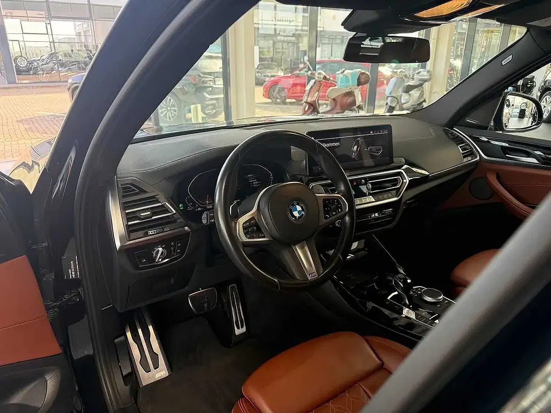BMW X3 - Thumbnail 9