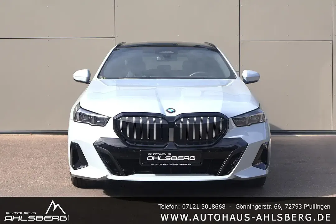 BMW 520 - Thumbnail 2