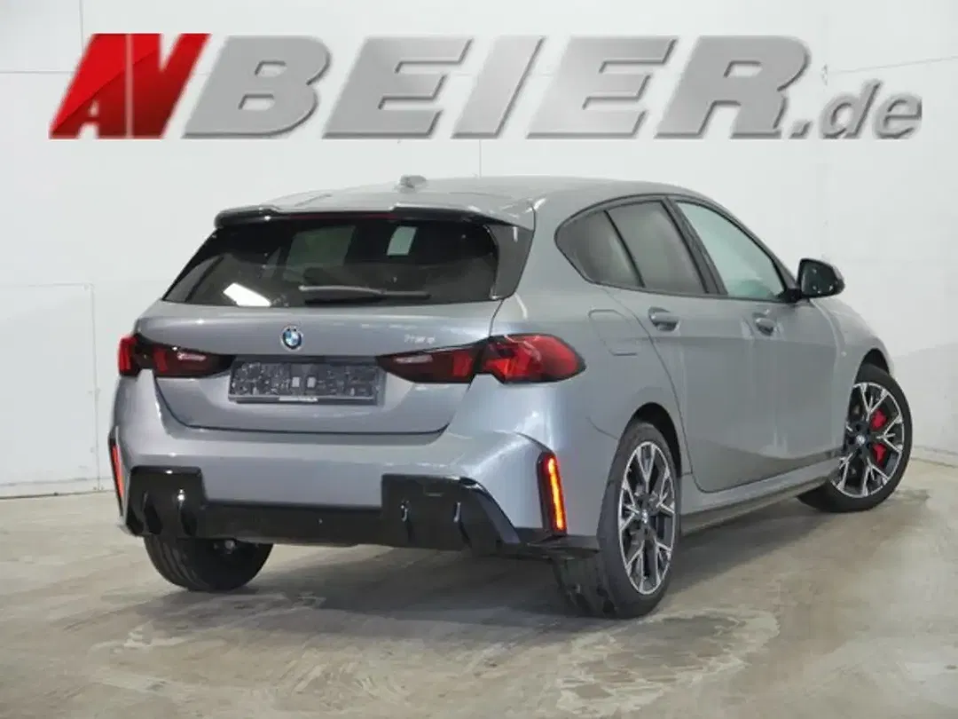 BMW 118 - Thumbnail 4