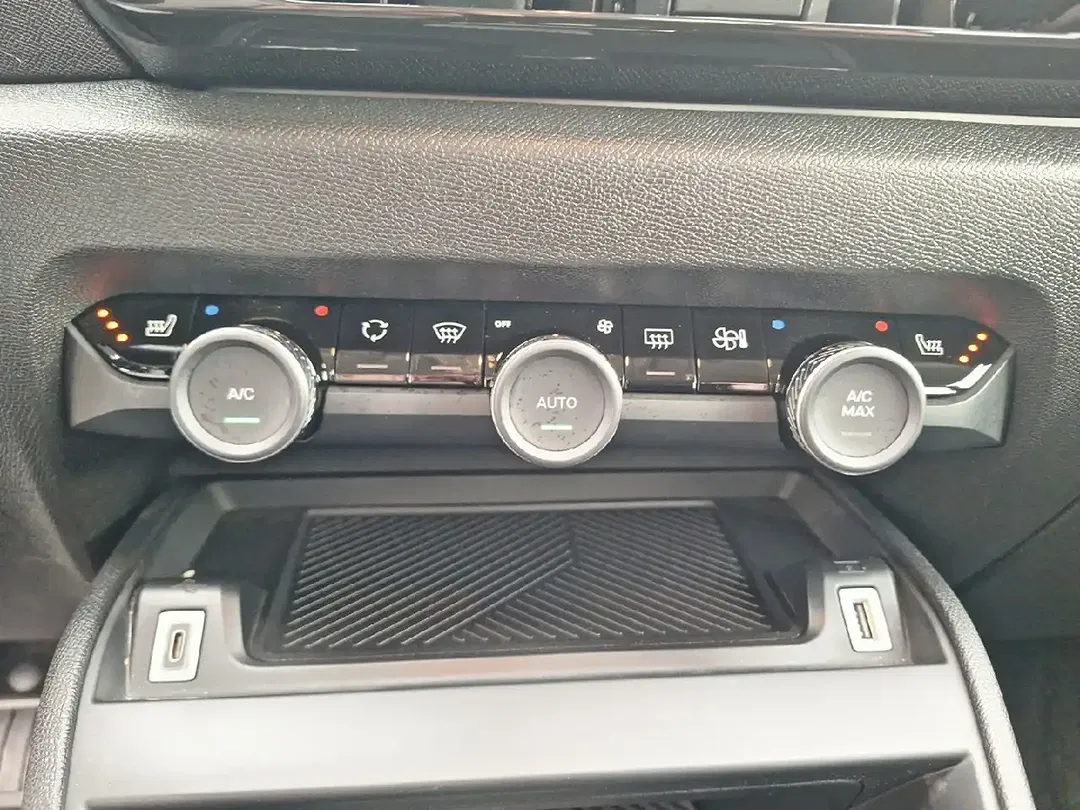 Citroen C4 - Thumbnail 14