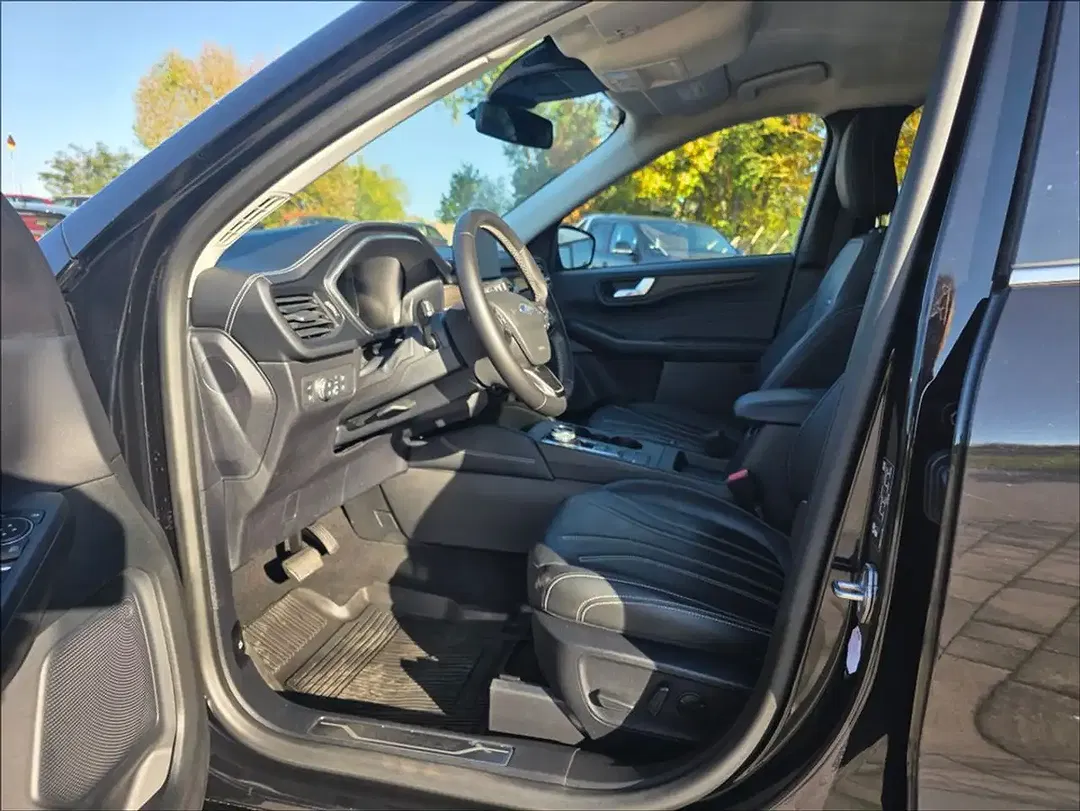 Ford Kuga - Thumbnail 10