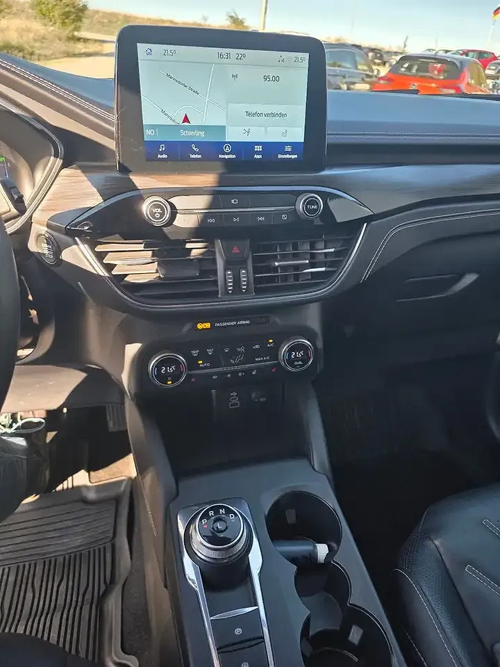 Ford Kuga - Thumbnail 14