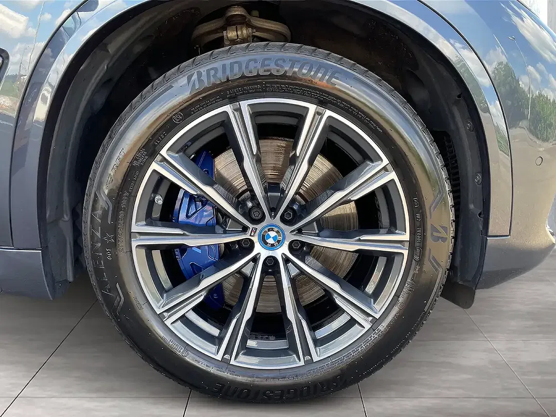 BMW X5 - Thumbnail 13