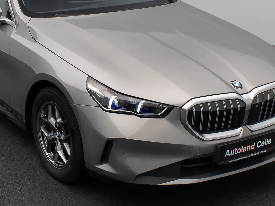 BMW 520 - Thumbnail 16