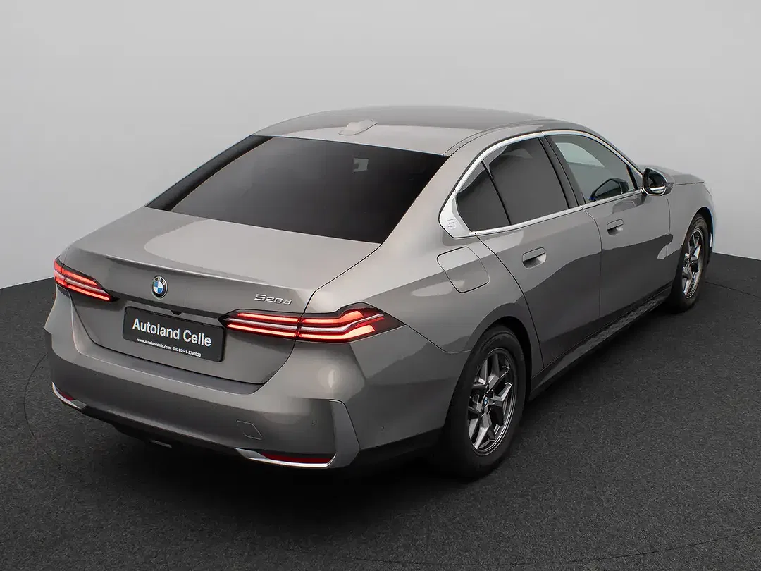 BMW 520 - Thumbnail 7
