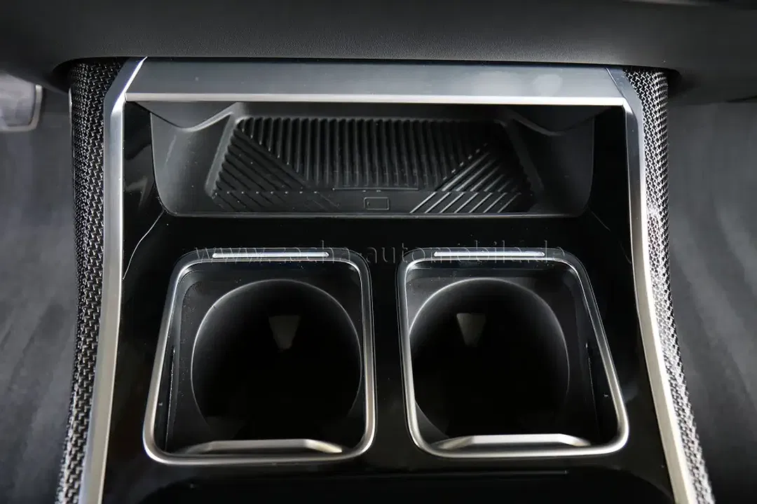 BMW 740 - Thumbnail 10