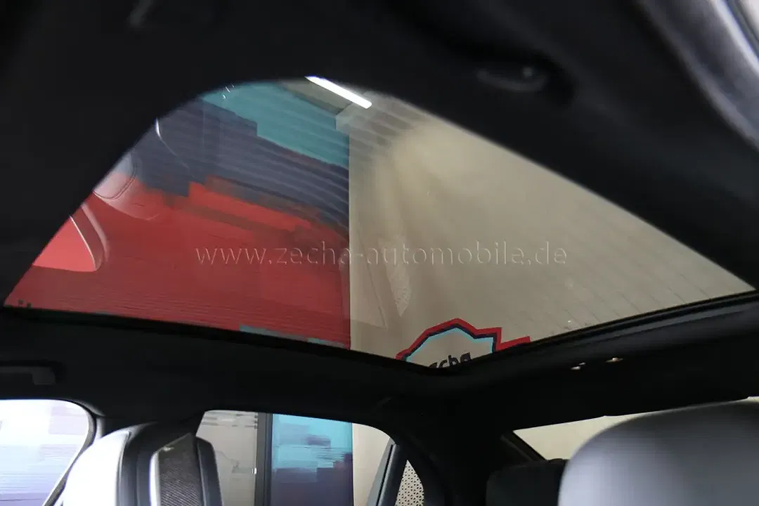 BMW 740 - Thumbnail 19
