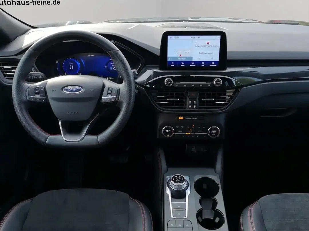 Ford Kuga - Thumbnail 12