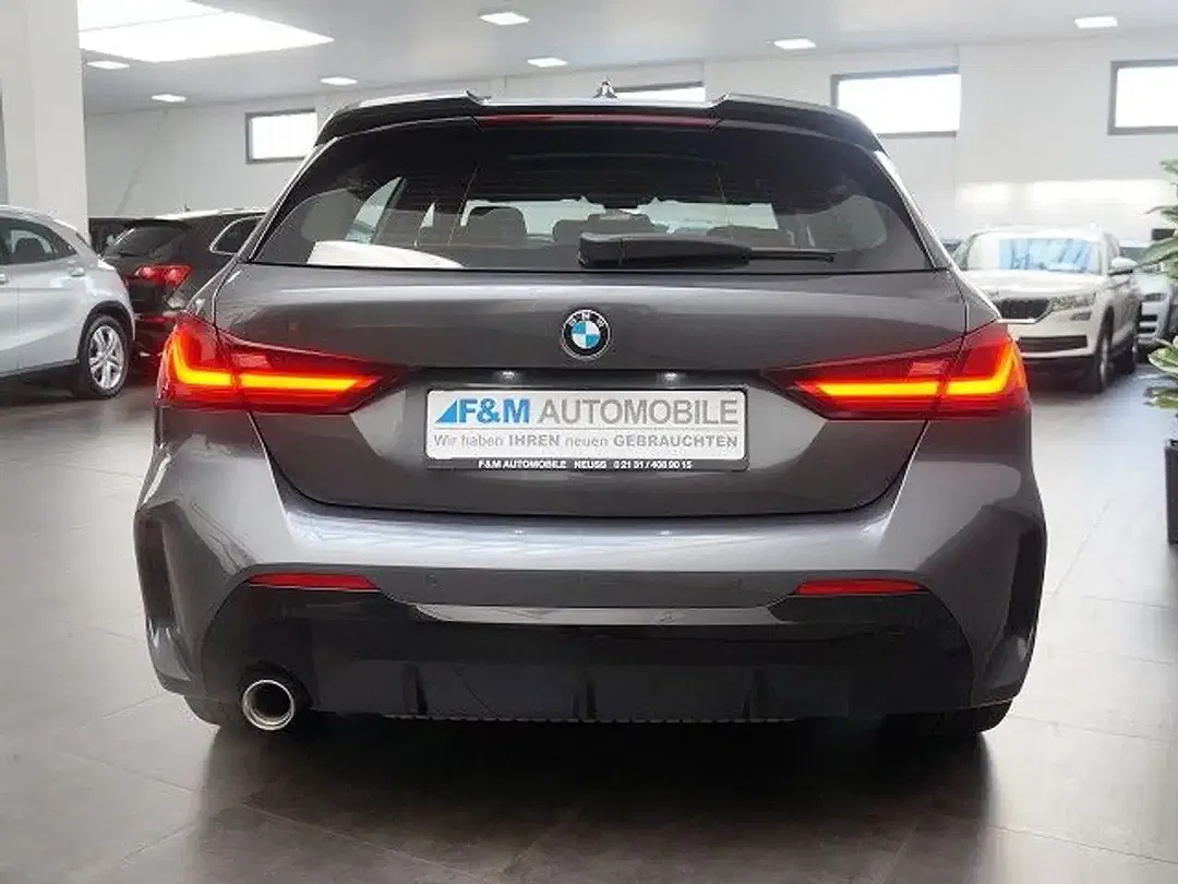 BMW 118 - Thumbnail 6