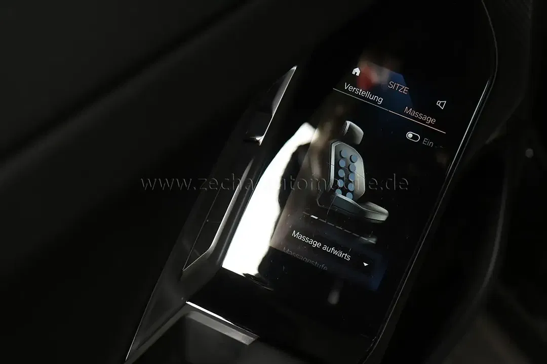 BMW 750 - Thumbnail 18