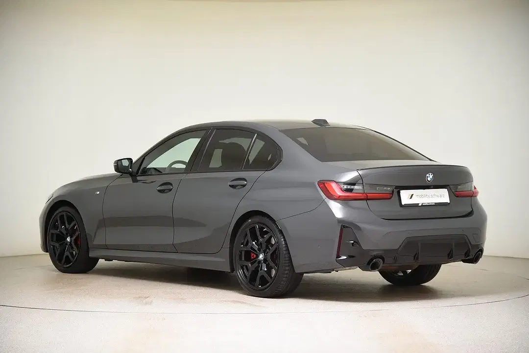 BMW 320 - Thumbnail 2