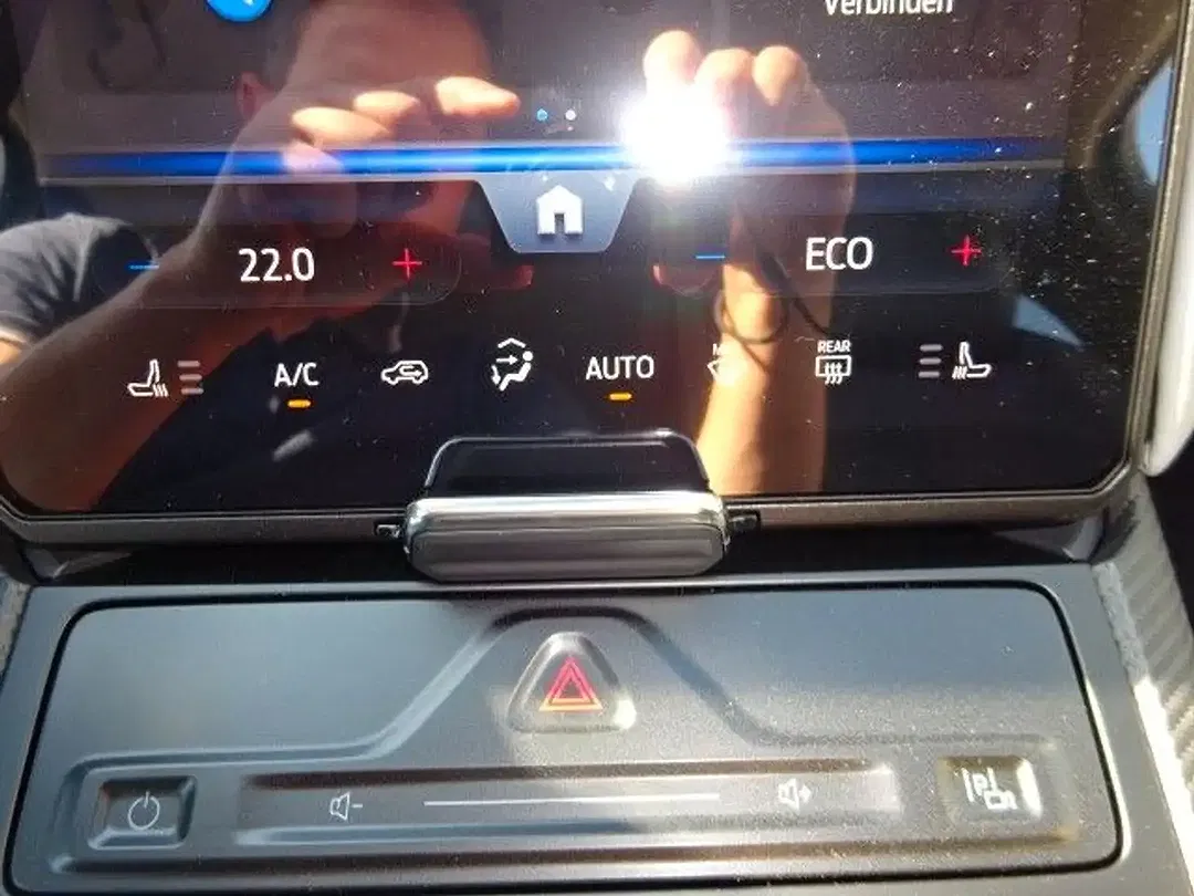 Ford Explorer - Thumbnail 15