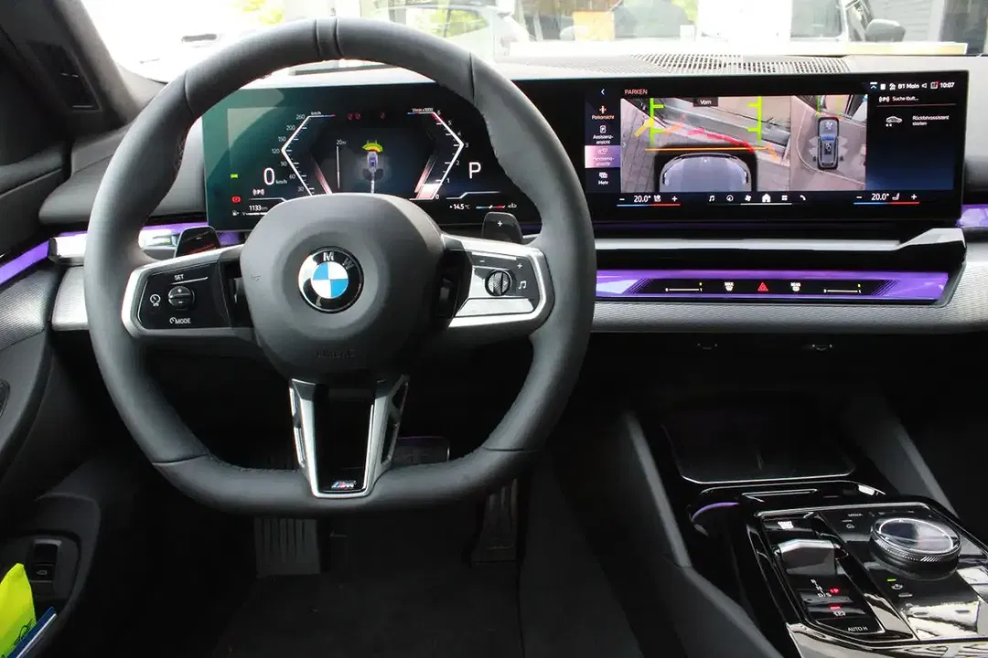 BMW 520 - Thumbnail 11