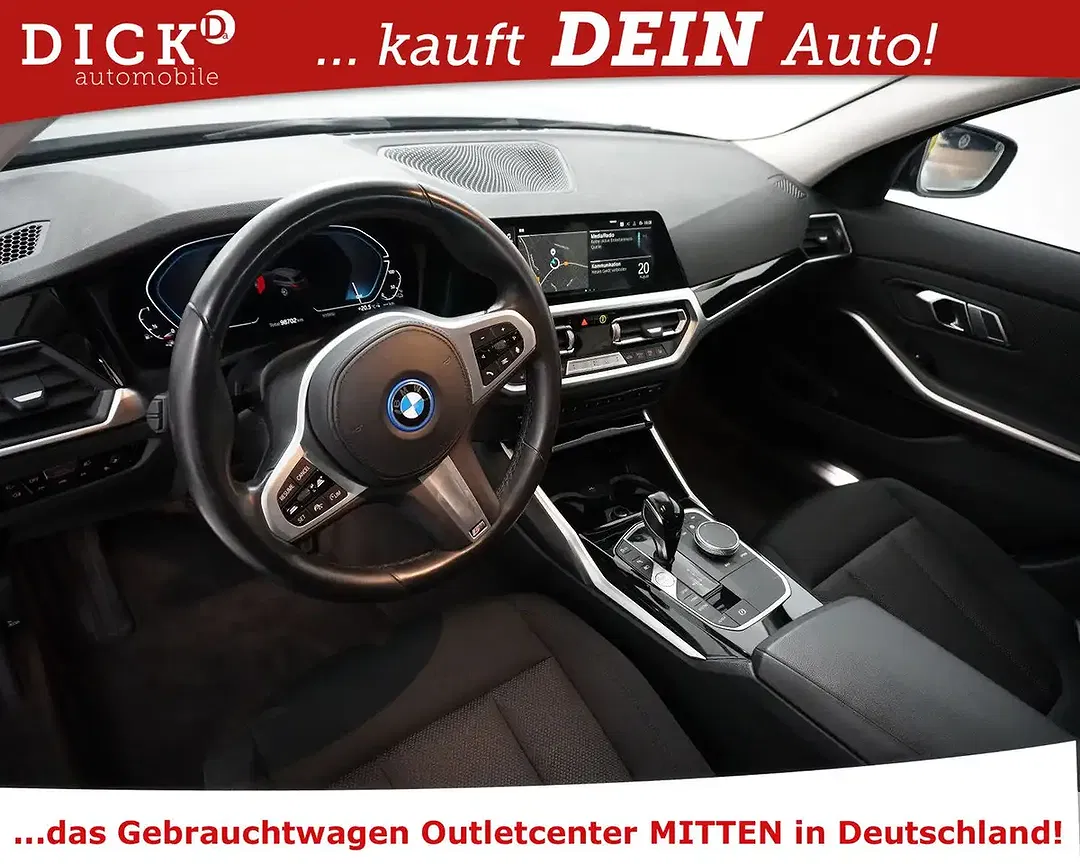 BMW 330 - Thumbnail 10