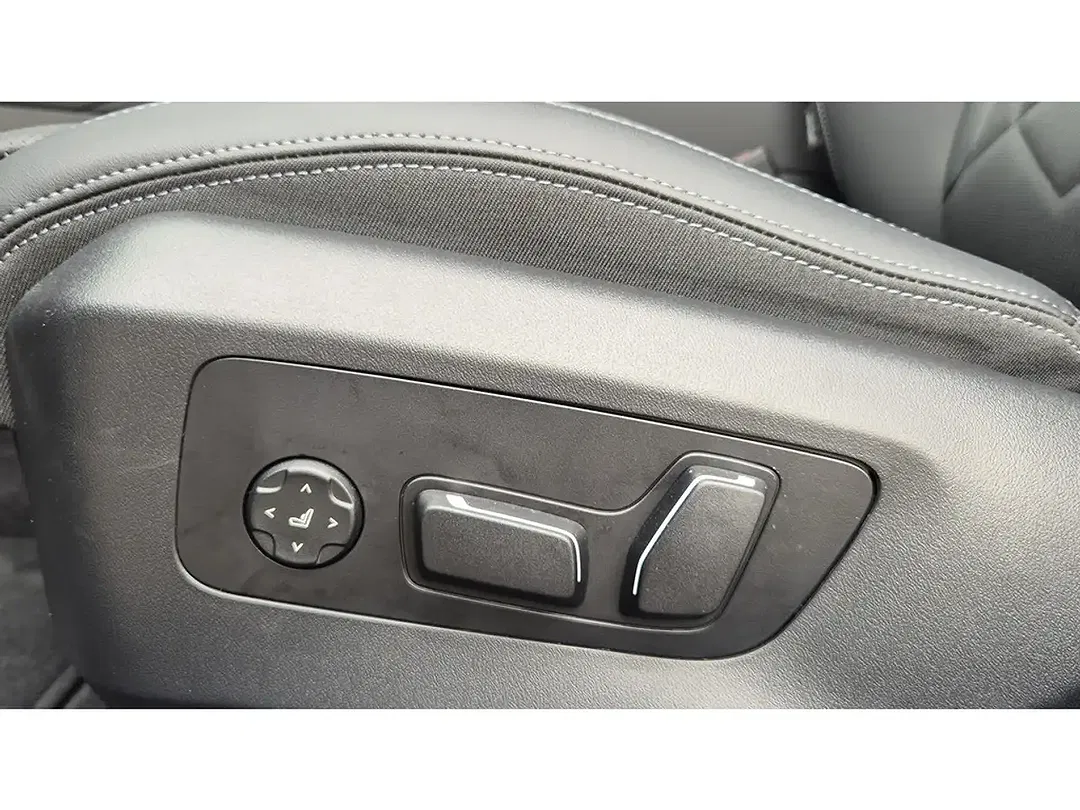 BMW 520 - Thumbnail 13