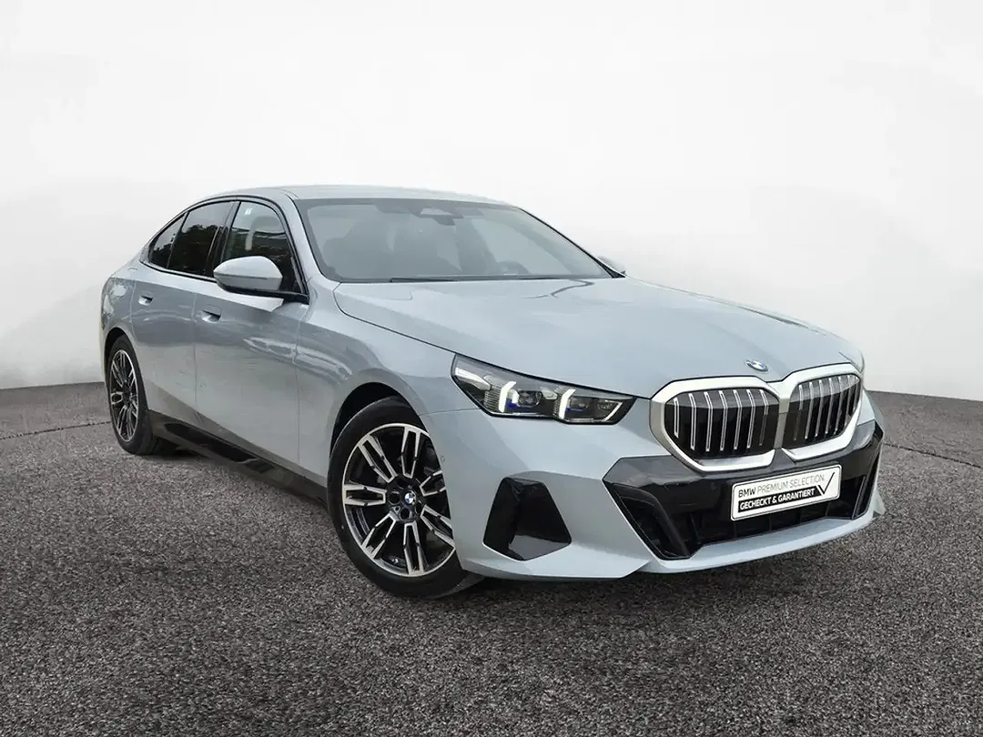 BMW 520 - Thumbnail 3