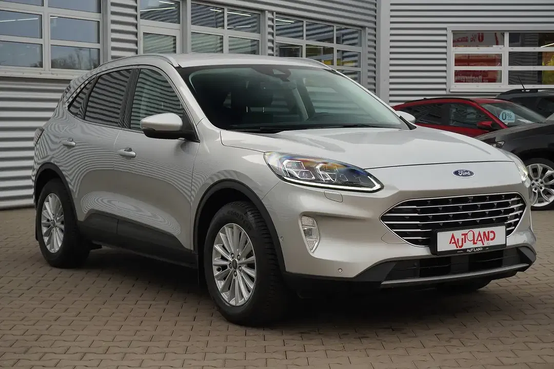 Ford Kuga - Thumbnail 4