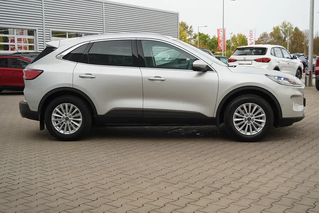 Ford Kuga - Thumbnail 5