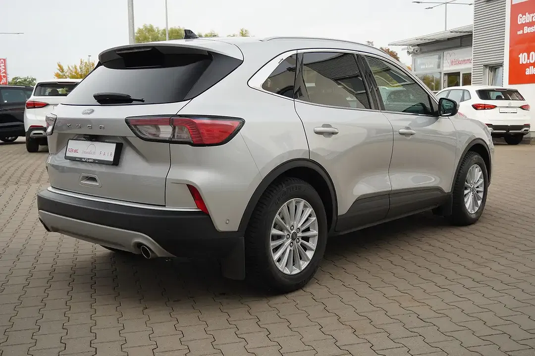 Ford Kuga - Thumbnail 6