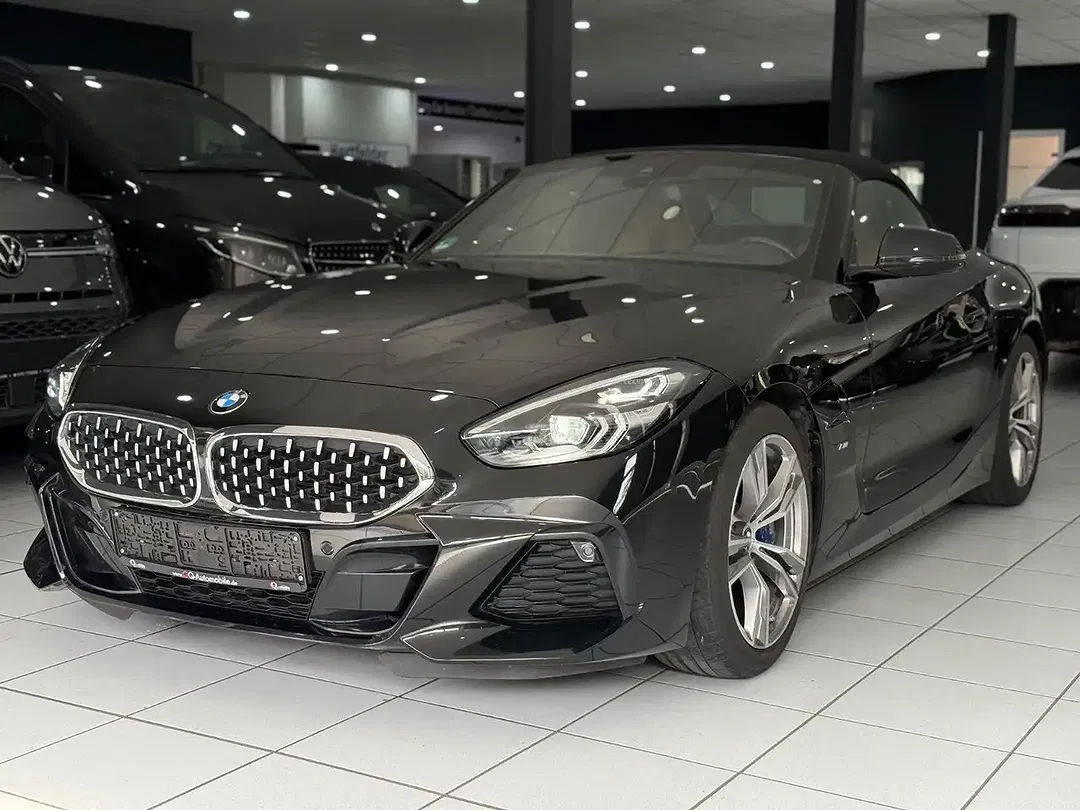 BMW Z4 - Thumbnail 1