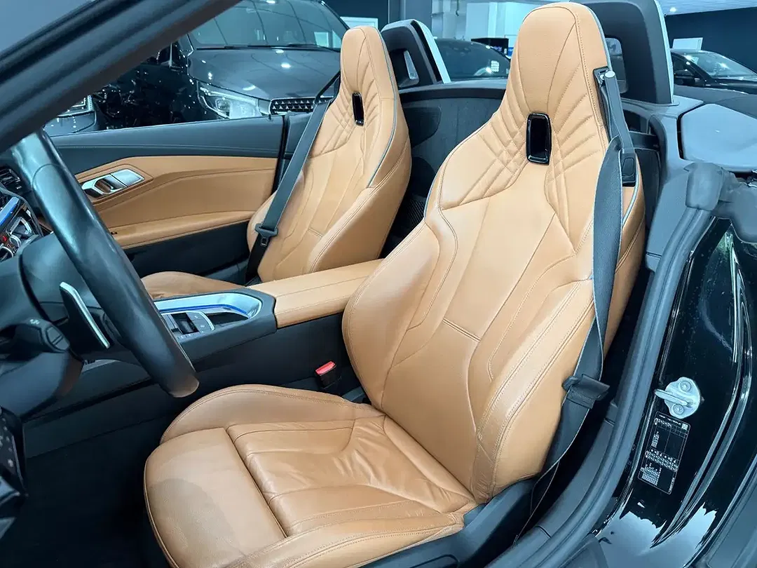 BMW Z4 - Thumbnail 11