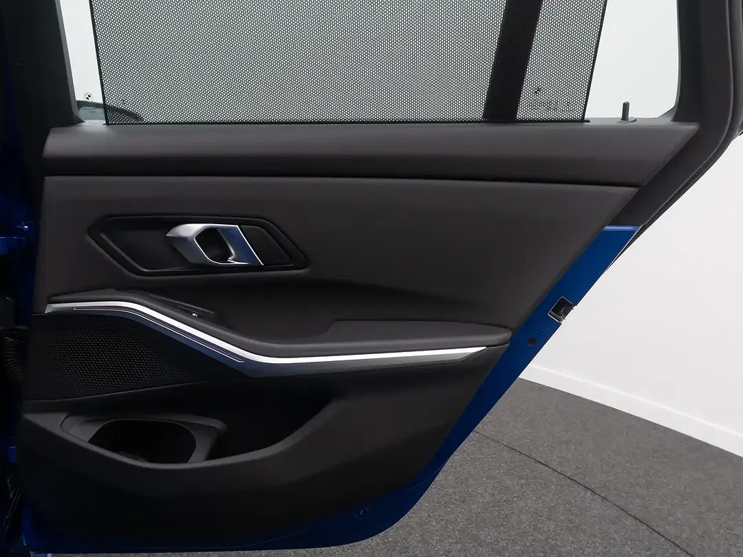 BMW 320 - Thumbnail 34