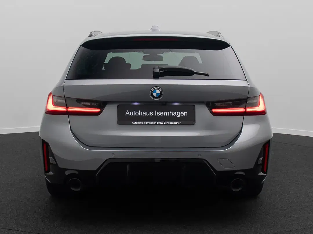 BMW 330 - Thumbnail 8