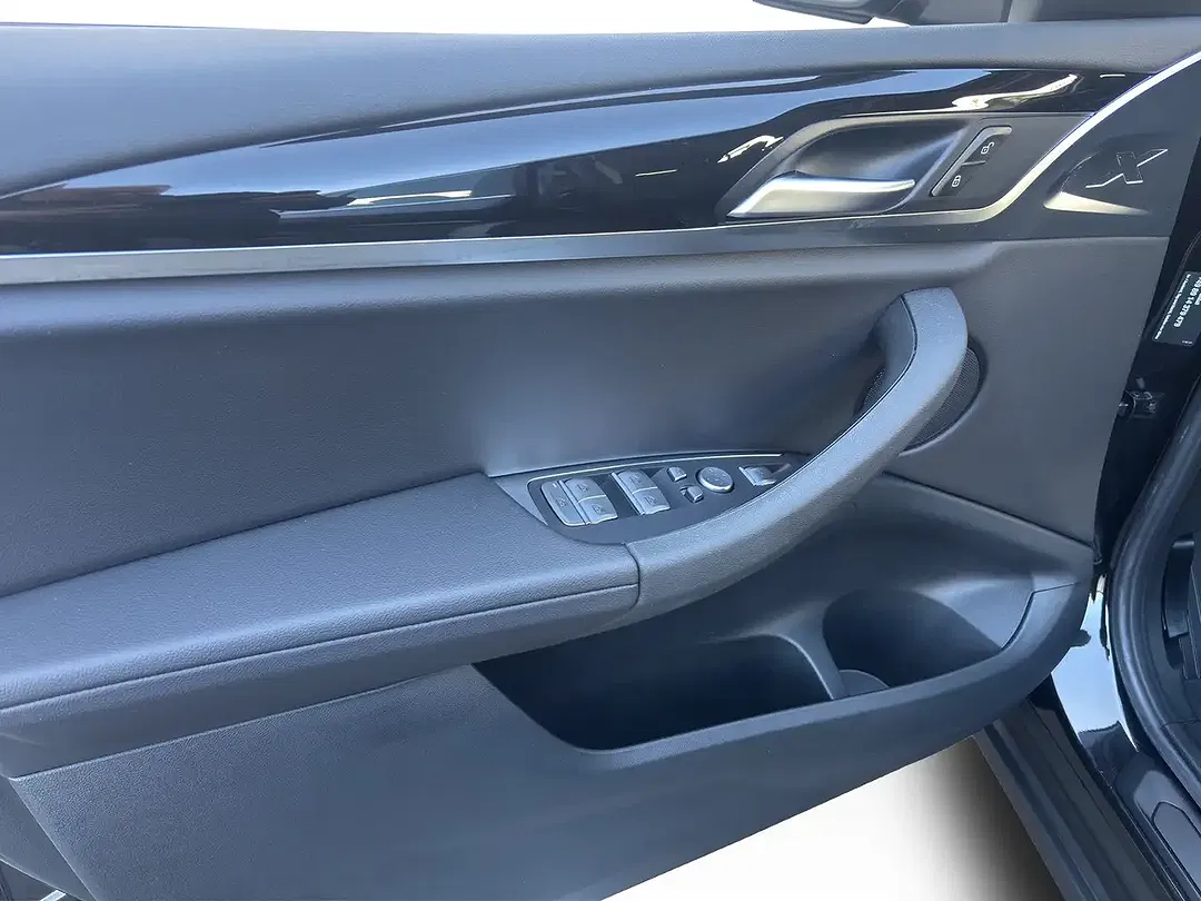 BMW X3 - Thumbnail 11