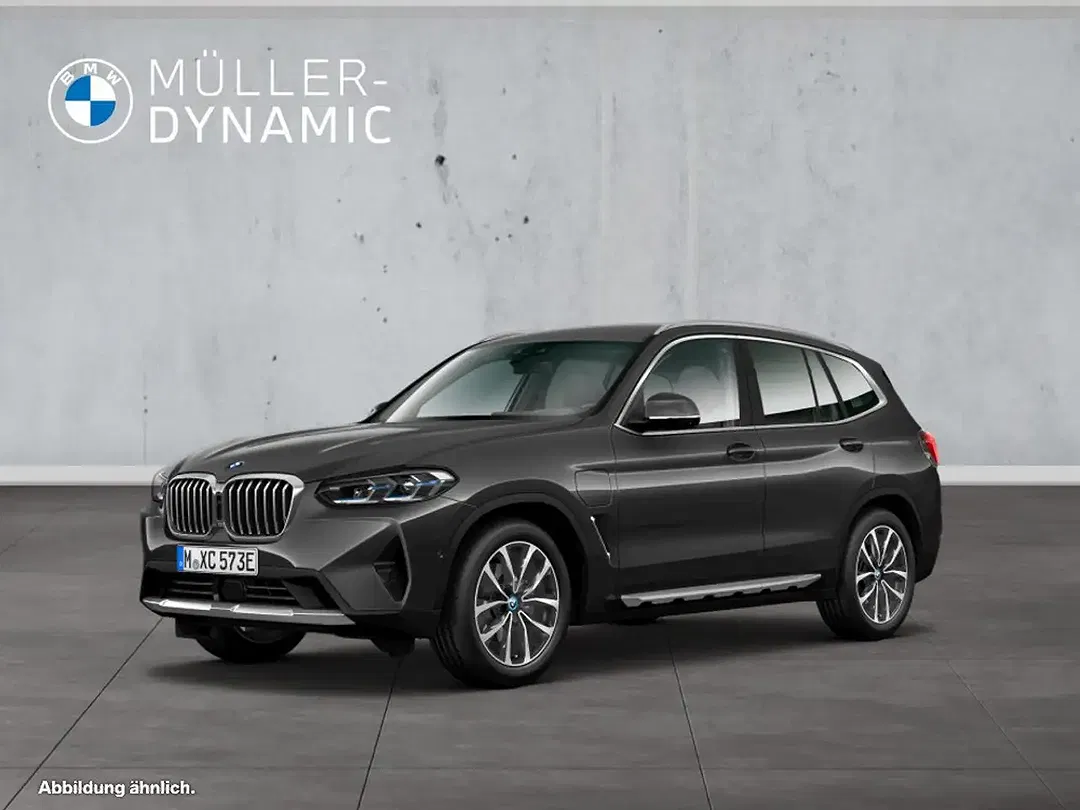 BMW X3 - Thumbnail 1